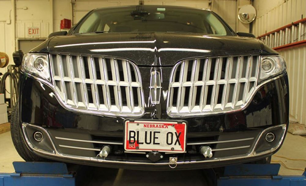 Blue Ox BX2617 Baseplate fits 2009-12 Lincoln MKS and 2010-12 Lincoln MKT