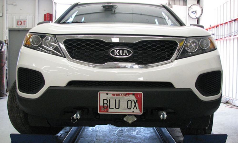 Blue Ox BX2719 Baseplate fits 2011-12 Hyundai Santa Fe and 2011-13 Kia Sorento